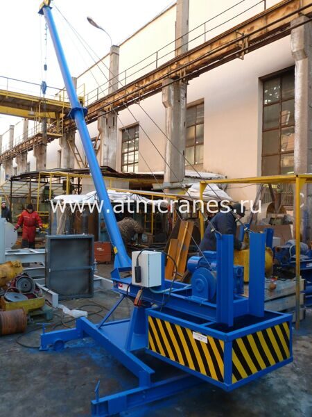 Кран Пионер 750 с электрическим поворотом